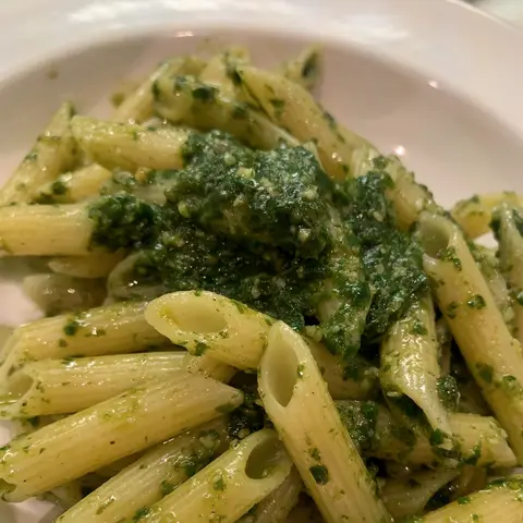 Pasta al pesto